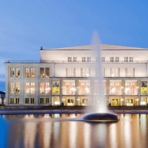 Arena Ticket | Leipziger Opernball 2025 - Motto „¡Bienvenido Andalucia!" - Oper Leipzig - 25.10.2025 17:00 Uhr | Opernhaus Kirsten CMYK scaled 1x1 20251025090113