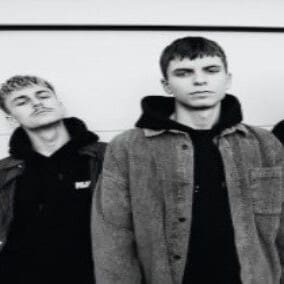 Arena Ticket | VAN HOLZEN • "SOLANG DIE ERDE SICH DREHT" Tour 2025 - Dresden GrooveStation 07.11.2025 19:30 Uhr | 2025 11 06 van Holzen 1x1 20251028113747