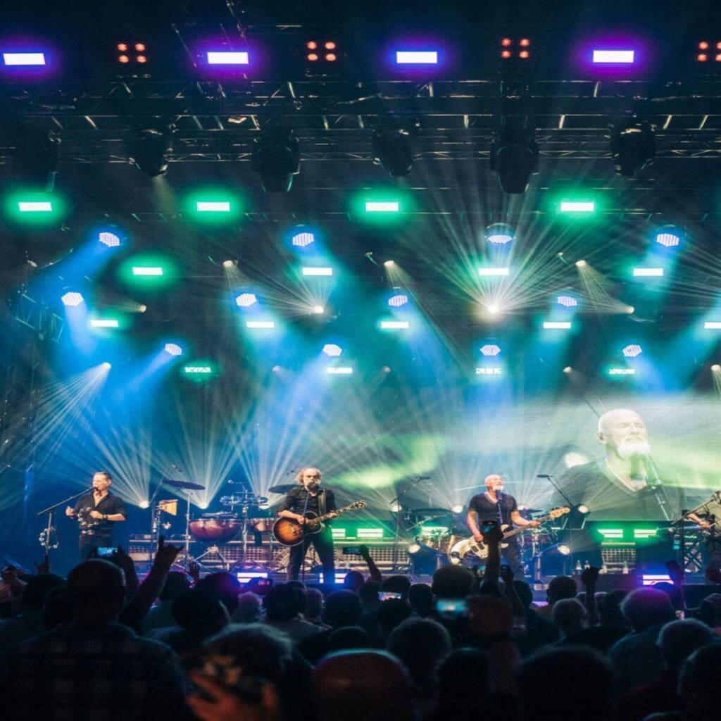 SANTIANO - Da braut sich was zusammen - Open Air 2026 Dresden Freilichtbühne Junge Garde im Großen Garten 11.09.2026 19:30 Uhr 9 Arena Ticket | SANTIANO - Da braut sich was zusammen - Open Air 2026 Dresden Freilichtbühne Junge Garde im Großen Garten 11.09.2026 19:30 Uhr | 2026 09 11 Santiano scaled 1x1 20251121124211