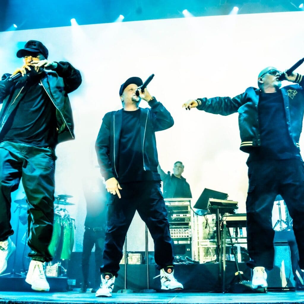 Arena Ticket | Die Fantastischen Vier - Der letzte Bus - Open Airs 2027 - Final Tour 26-28 Erfurt Domplatz 21.08.2027 19:00 Uhr | 2027 08 21 Fanta 4 scaled 1x1 20260212154341