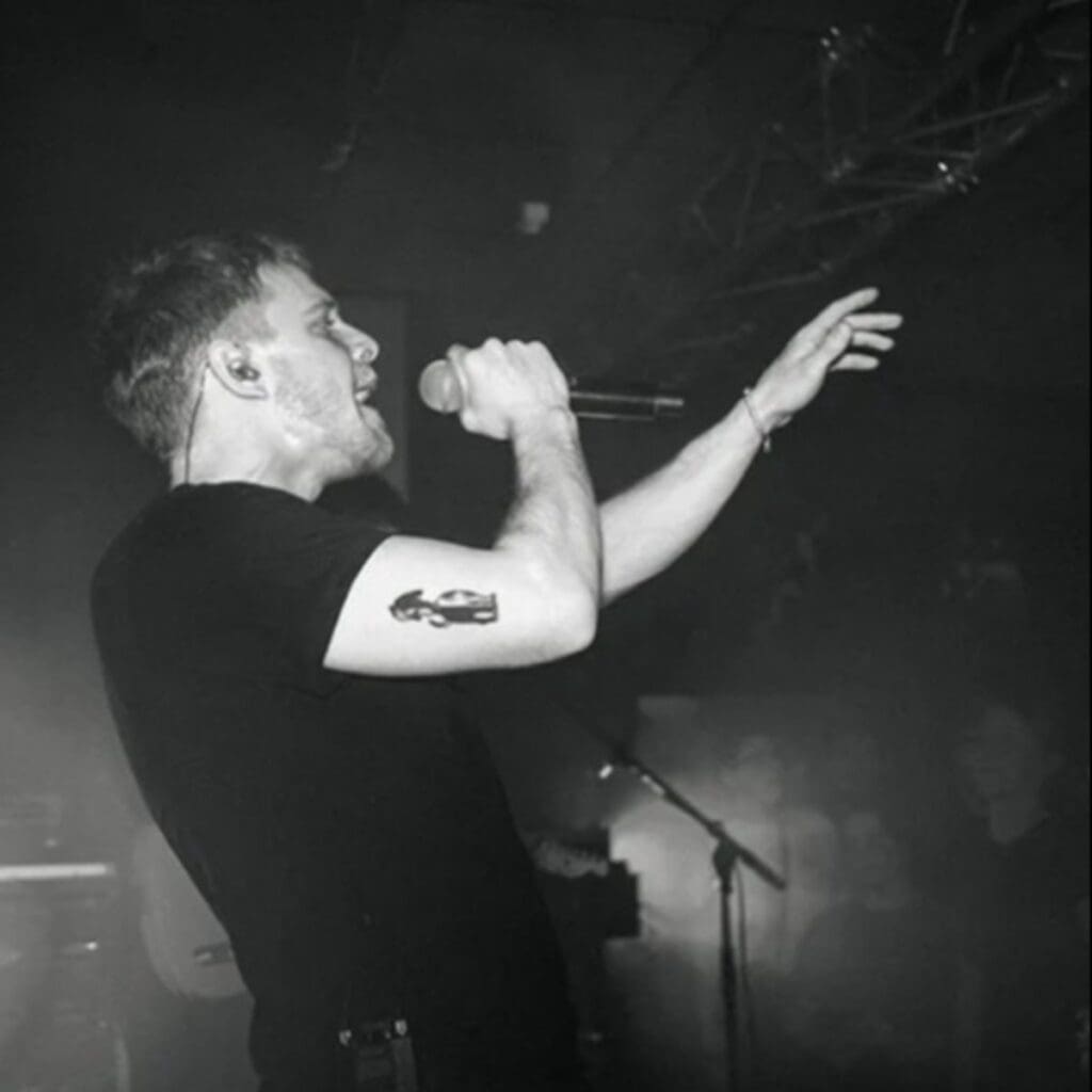 Goldroger - Live aus der Leere 2026 18.12.2026 | 20:05 Uhr LEIPZIG | Täubchenthal 6 Arena Ticket | Goldroger - Live aus der Leere 2026 18.12.2026 | 20:05 Uhr LEIPZIG | Täubchenthal | 2026 12 18 Goldroger 1x1 20260701163610