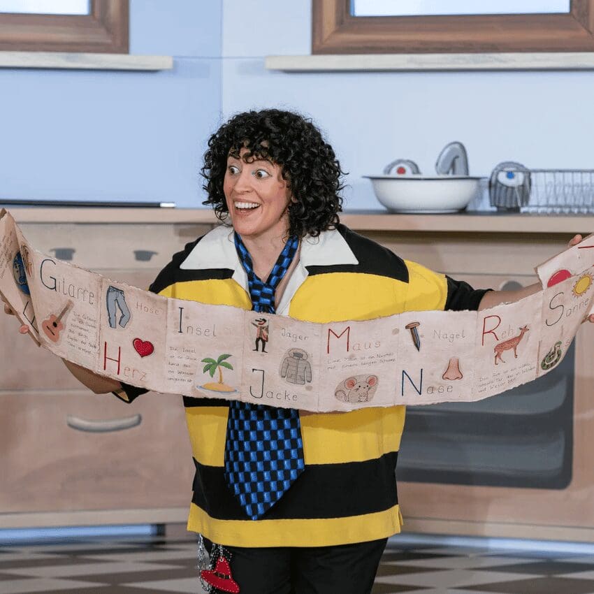 Hexe Hillary geht in die Oper - Kinderoper von Peter Lund - Leipzig Opernhaus Konzertfoyer 8 Arena Ticket | Hexe Hillary geht in die Oper - Kinderoper von Peter Lund - Leipzig Opernhaus Konzertfoyer | 2026 09 18 Hexe Hillary 1x1 20260818154458